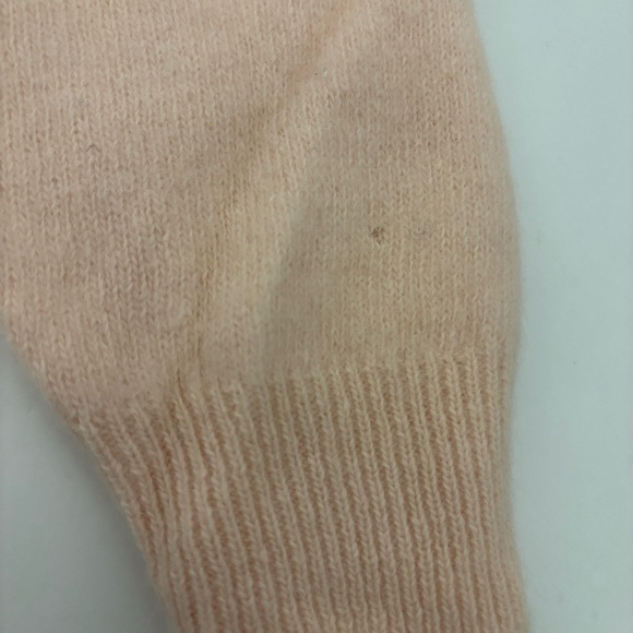 Vintage Jacqueline Ferrar Light Pink Angora Wool Button-Up Cardigan - Picture 10 of 11